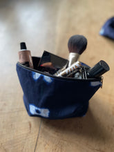 Carica l'immagine nel visualizzatore di Gallery, Pochette Indigo 2