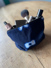 Carica l'immagine nel visualizzatore di Gallery, Pochette Indigo 2