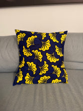 Carica l'immagine nel visualizzatore di Gallery, Federa cuscino Fleur de Mariage Full Moon NEW!!