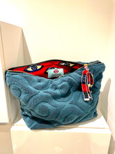 Carica l'immagine nel visualizzatore di Gallery, Pochette Poochie Occhio di Habibi NEW!!