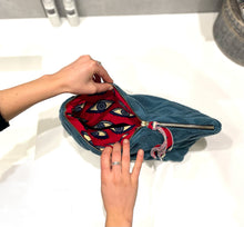 Carica l'immagine nel visualizzatore di Gallery, Pochette Poochie Occhio di Habibi NEW!!