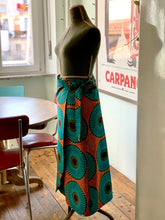 Carica l'immagine nel visualizzatore di Gallery, Gonna Parej in Green Wax