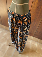 Carica l'immagine nel visualizzatore di Gallery, Pantalone a Palazzo in Silk Bogolan NEW!!!