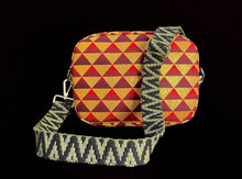 Carica l'immagine nel visualizzatore di Gallery, Bonny Bag Big Burgundi Tetris NEW!!!