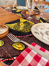 Carica l'immagine nel visualizzatore di Gallery, Set tovagliette Bamako Lunch in Famille Gold wax