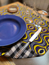 Carica l'immagine nel visualizzatore di Gallery, Set tovagliette Bamako Lunch in Occhio del mio rivale purple yellow