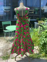 Carica l'immagine nel visualizzatore di Gallery, Abito Linda Promenade in Fleurs De Mariage Green & Pink Wax