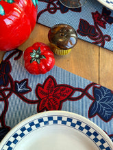 Carica l'immagine nel visualizzatore di Gallery, Set tovagliette Bamako Lunch in Edera Wax Marine