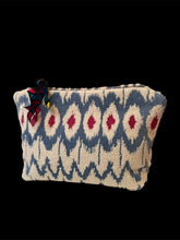 Carica l'immagine nel visualizzatore di Gallery, Pochette Poochie Ikat Style