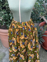 Carica l'immagine nel visualizzatore di Gallery, Gonna Mahotella in Fleurs de Mariage Camouflage