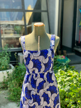 Carica l'immagine nel visualizzatore di Gallery, Abito Linda Promenade in Fleurs De Mariage Blue Wax