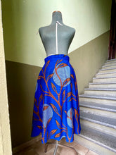 Carica l'immagine nel visualizzatore di Gallery, Gonna Madrina in Grotto Blu