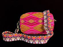 Carica l'immagine nel visualizzatore di Gallery, Bonny Bag Prisma Fucsia NEW!!!