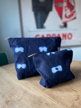 Carica l&#39;immagine nel visualizzatore di Gallery, Pochette Indigo 2
