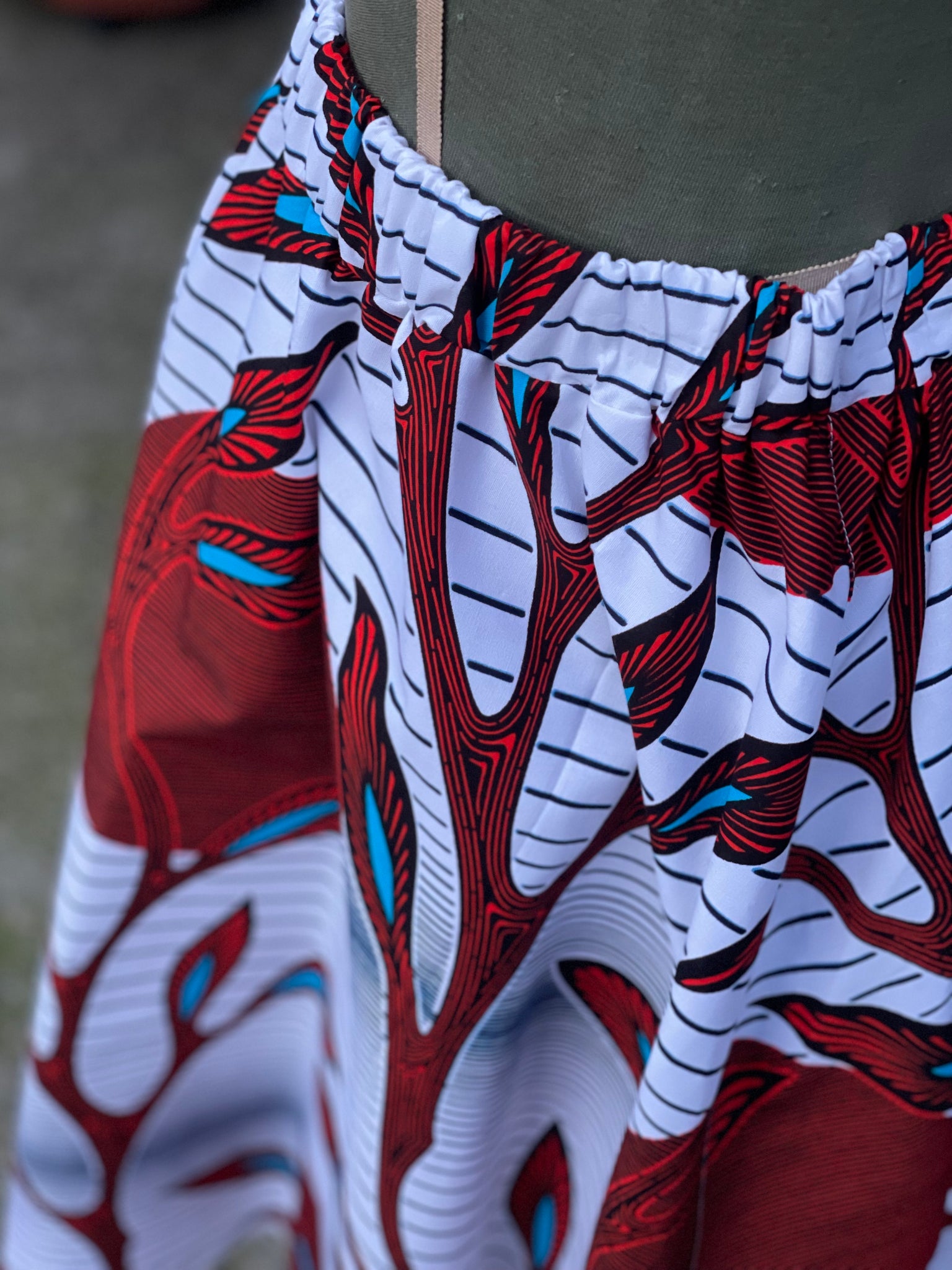 Gonna Mahotella in Grotto White Wax – Atelier Habibi