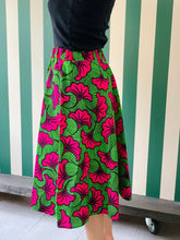 Carica l&#39;immagine nel visualizzatore di Gallery, Gonna Mahotella in Fleur de Mariage  green &amp; pink wax
